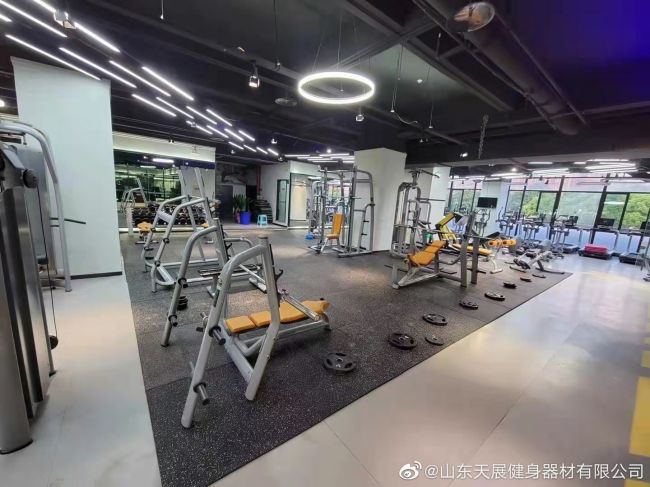 0070OCp0ly1gzwfh8g1k6j31400u045m.jpg 0070OCp0ly1gzwfh8g1k6j31400u045m.jpg